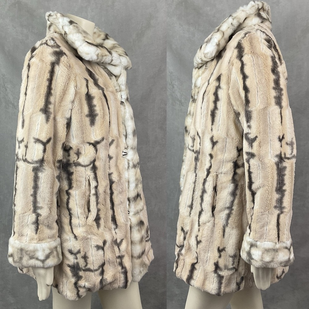 Hal Rubenstein Women's Reversible Faux Fur Coat size Medium Animal Print - Picture 3 of 16